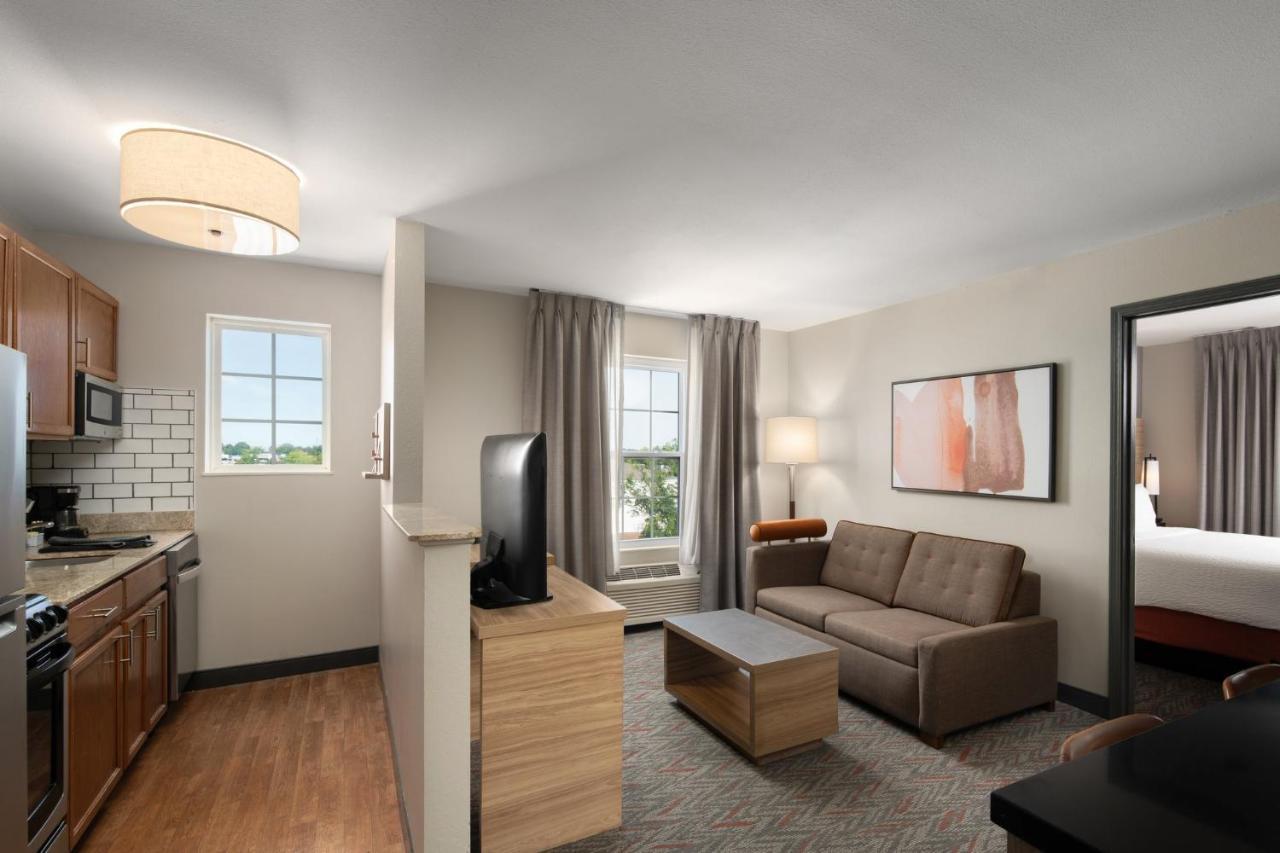 Candlewood Suites St Louis St Charles By Ihg Saint Charles Exterior foto